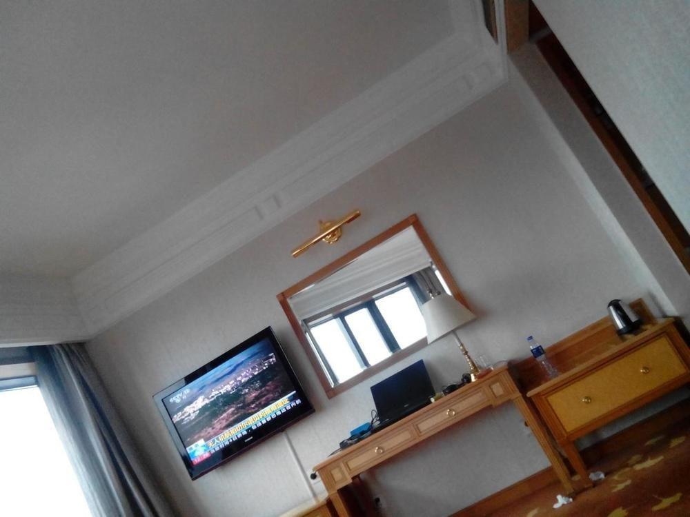 Hotel Silverland Дунгуань Екстер'єр фото